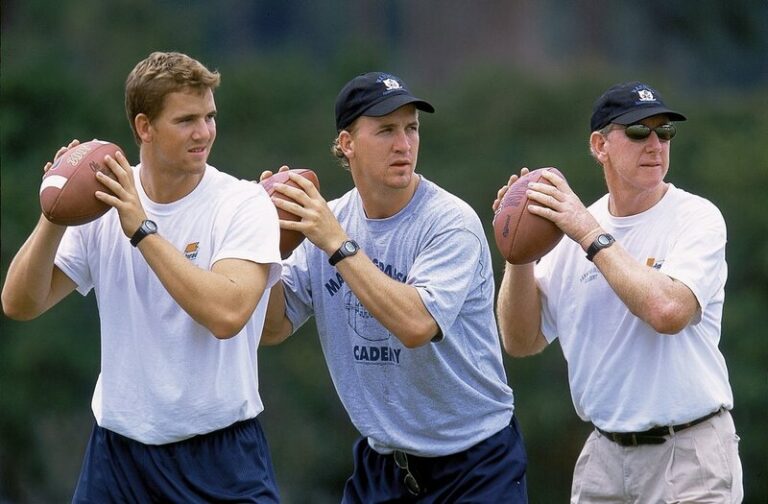 Archie Manning Sons 768x504 1