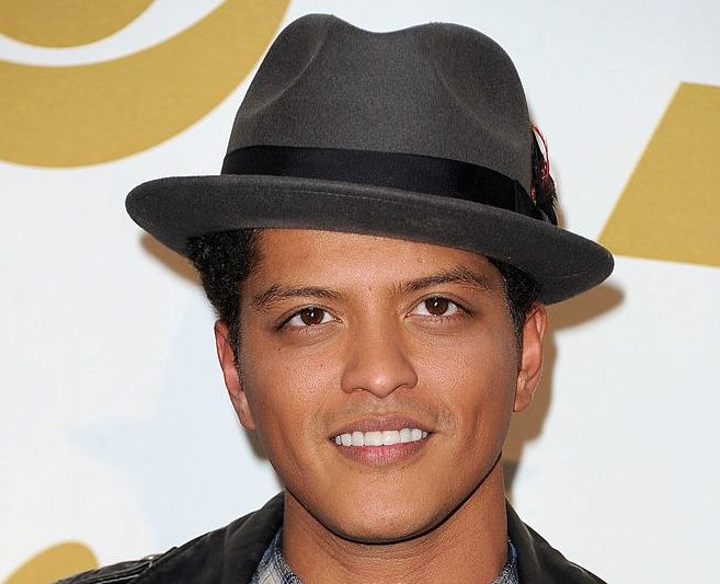 Bruno Mars e1562891098560